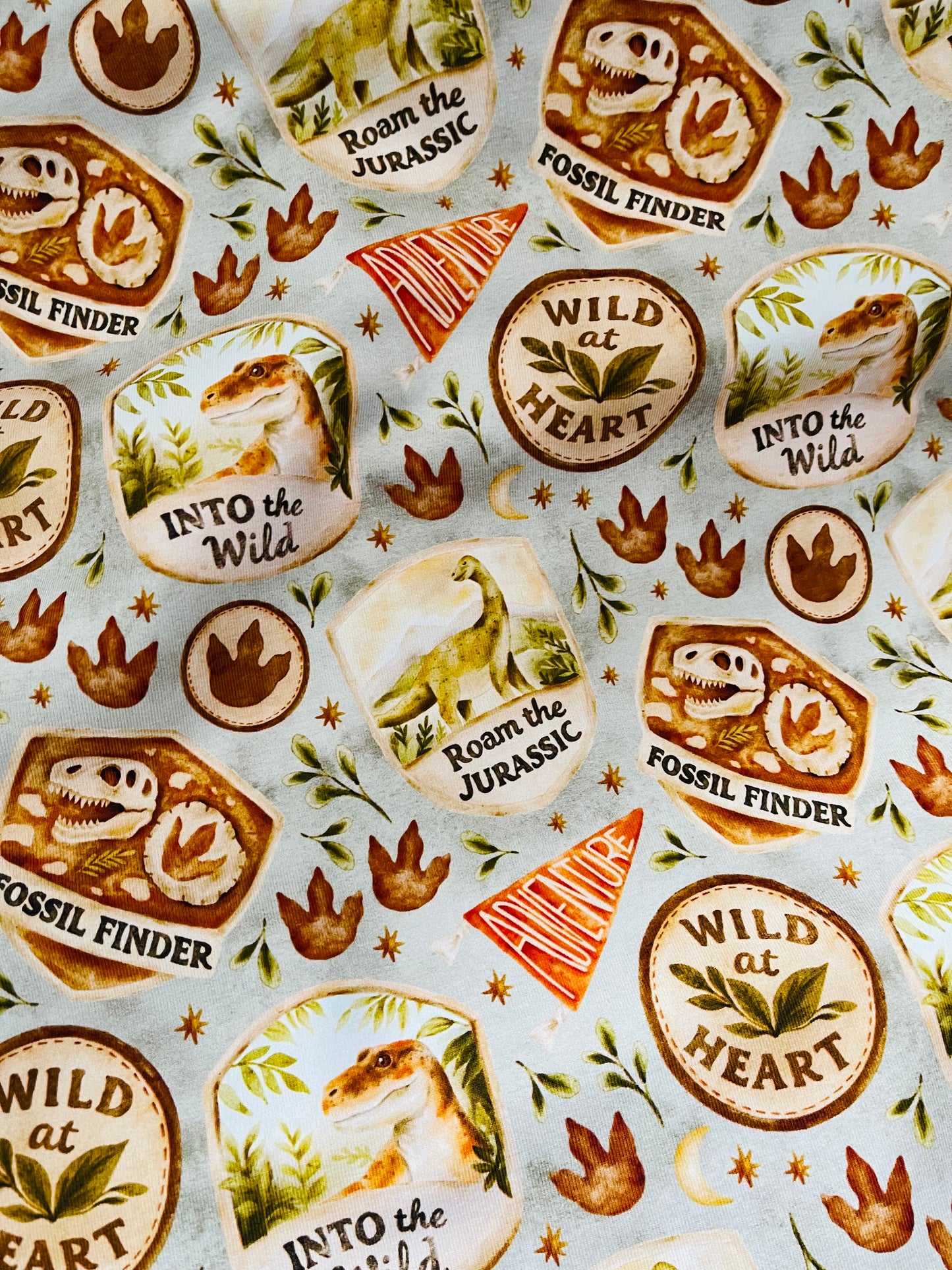 Dino badges (in-stock)